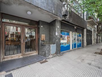 Venta departamento 4 ambientes con terraza en Flores