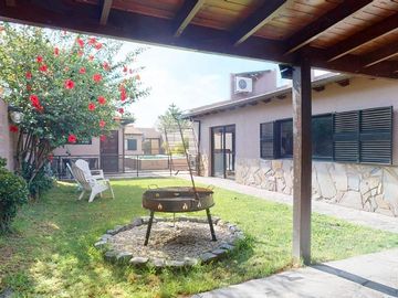Casa - Villa Elvira