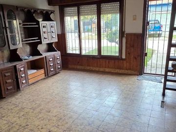 Casa en  Magnasco y Lebensohn