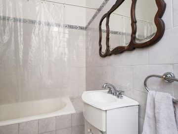 VENTA DE DEPARTAMETO DE 3 AMBIENTES ANTIGUO