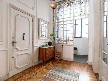 VENTA DE DEPARTAMETO DE 3 AMBIENTES ANTIGUO