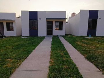 Modelo trebol, fraccionamiento la fortuna, villa de Álvarez.