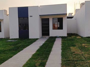 Modelo trebol, fraccionamiento la fortuna, villa de Álvarez.