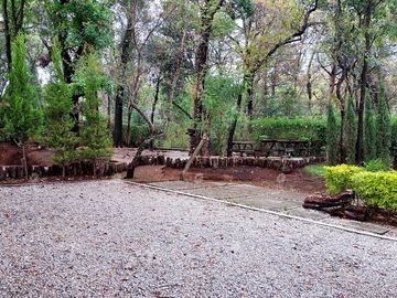 VENTA CASA EN EL BOSQUE CON SEGURIDAD EN CUERNAVACA - V370