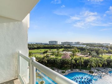 Departamento de lujo en Vidanta Nuevo Vallarta – Seibal, vista al campo de golf
