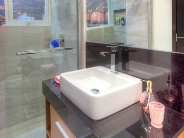 VENTA DEPARTAMENTO EN BOSQUE REAL, TORRE FIVE
