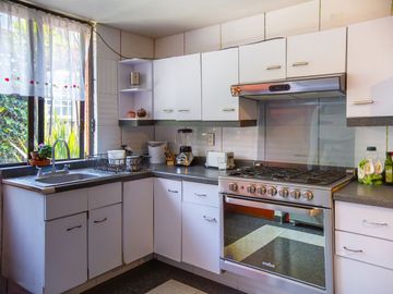 Amplia casa en condominio en venta, Santa Ursula Xitla, Hermenegildo Galeana