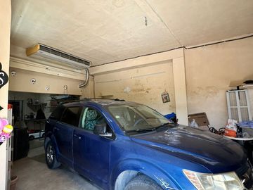 Casa amplia en venta con excelente distribución y gran potencial
