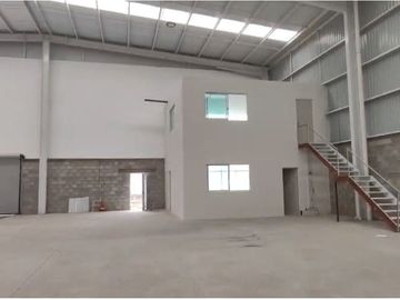 BODEGAS NUEVAS EN VTA/ GRAND BAJIO PARK