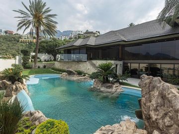 Casa En Venta De Lujo, San Patricio, San Pedro Garza García, Nuevo León