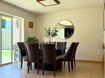 CASA EN VENTA EN BOSQUES DE SANTA ANITA