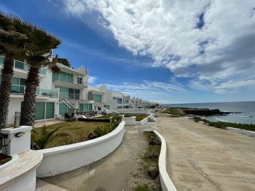 VENTA DE CASA EN REAL MEDITERRANEO