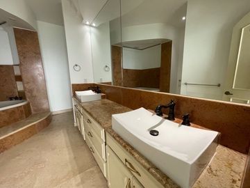 VENTA DE CASA EN REAL MEDITERRANEO