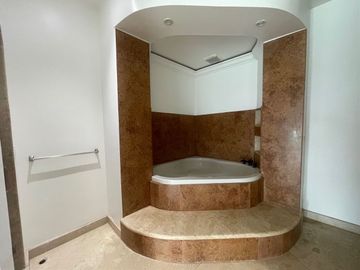 VENTA DE CASA EN REAL MEDITERRANEO