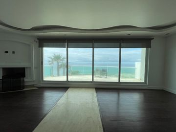 VENTA DE CASA EN REAL MEDITERRANEO