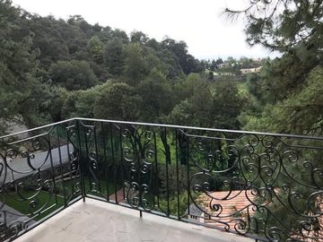 Venta o renta de casa en Club de Golf Los Encinos.