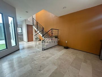 Casa de autor Zibatá El Marqués Querétaro 4,900,000 JohHes RMC.