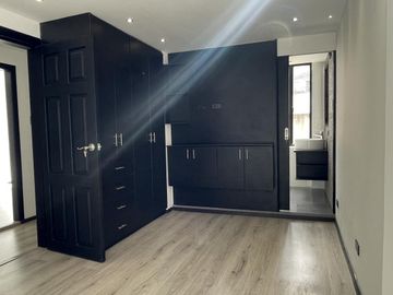 VENTA Departamento de 2 dormitorios en Urb. Lomas de Monteserrin