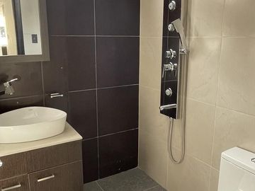 VENTA Departamento de 2 dormitorios en Urb. Lomas de Monteserrin
