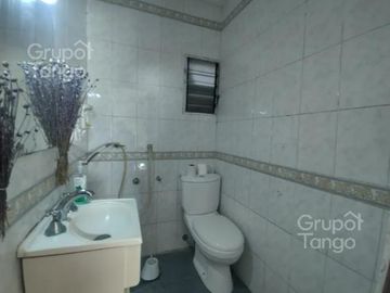 Venta Departamento 2 Ambientes en Olivos Primer Piso