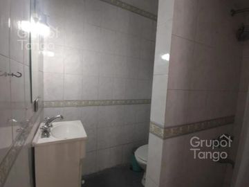 Venta Departamento 2 Ambientes en Olivos Primer Piso