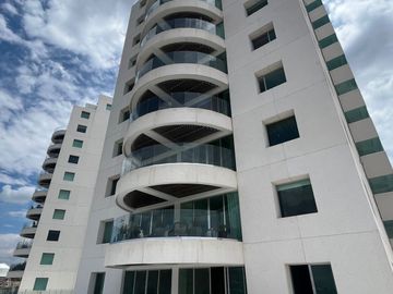 VENTA DE DEPARTAMENTO EN CUMBRES DEL LAGO JURIQUILLA