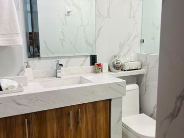 VENTA DE DEPARTAMENTO EN CUMBRES DEL LAGO JURIQUILLA