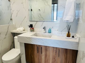VENTA DE DEPARTAMENTO EN CUMBRES DEL LAGO JURIQUILLA