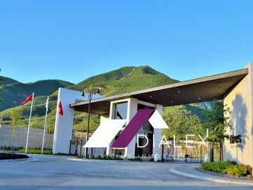 Casa en VENTA Fracc. Aires del Vergel CARRETERA NACIONAL en Monterrey 640 M2 Una planta