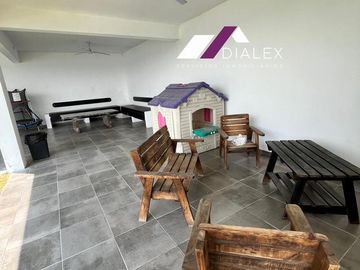 VENTA Quinta con terreno de 592 m2 -VALLE DE ZUAZUA- 3 Recámaras y 2 Baños