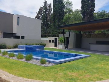 Casa nueva en venta en Tequisquiapan (1531)