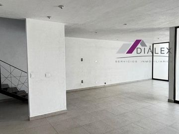 Fraccionamiento Bosques de San Pedro -CARRETERA NACIONAL- Casa en Venta Santiago 250 m2