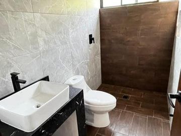 Fraccionamiento Bosques de San Pedro -CARRETERA NACIONAL- Casa en Venta Santiago 250 m2