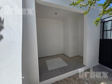 SE VENDE BONITA CASA EN ESQUINA, FRACCIONAMIENTO SIGLO 23, CAMPECHE