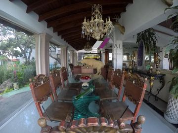Residencia de 2,103 m2 en VENTA, Valle de San Ángel en San Pedro Garza García N.L.