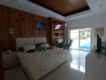 Residencia de 2,103 m2 en VENTA, Valle de San Ángel en San Pedro Garza García N.L.
