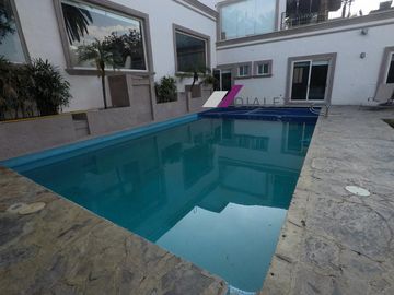 Residencia de 2,103 m2 en VENTA, Valle de San Ángel en San Pedro Garza García N.L.