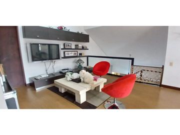 Medellín, El Poblado - La Tomatera: venta de apartamento dúplex