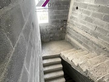Fraccionamiento Bosques de San Pedro -CARRETERA NACIONAL- Casa VENTA Santiago 330 m2