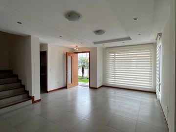 CASA DE VENTA TANDA 3 HABITACIÓN