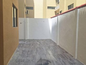 Departamento en venta vía a la costa km19 con 147m2, planta baja con patio y parqueo ER