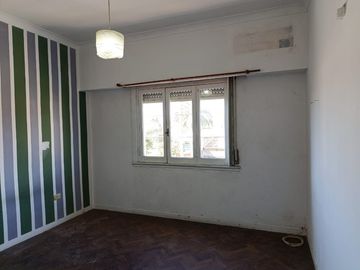 Casa para 2 Familias en venta en Merlo Norte