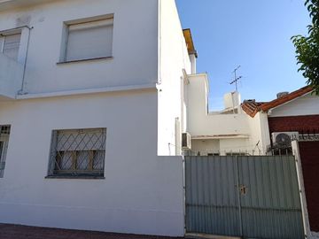 Casa para 2 Familias en venta en Merlo Norte