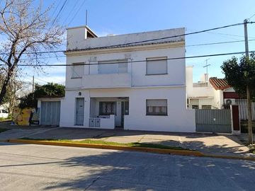 Casa para 2 Familias en venta en Merlo Norte