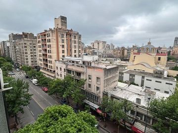 VENTA DEPTO 2 DORM. Y ESTUDIO, SOBRE V SARSFIELD
