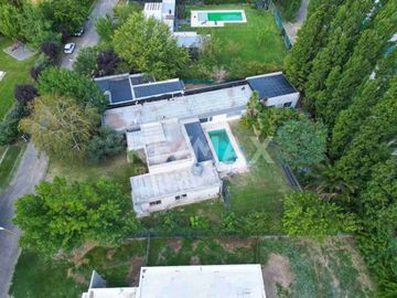 CASA EN BARRIO PRIVADO LAS PERGOLAS CIPOLLETTI