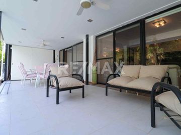 CASA EN BARRIO PRIVADO LAS PERGOLAS CIPOLLETTI