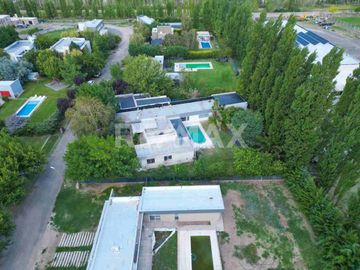 CASA EN BARRIO PRIVADO LAS PERGOLAS CIPOLLETTI