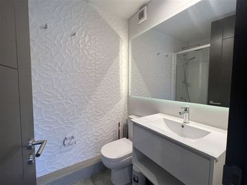 Departamento en Venta en San Francisco de Asis con Av. Las Condes, Cantagallo. Las Condes