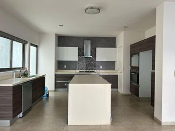 Casa sola en venta en Residencial Cumbres, Benito Juárez, Quintana Roo